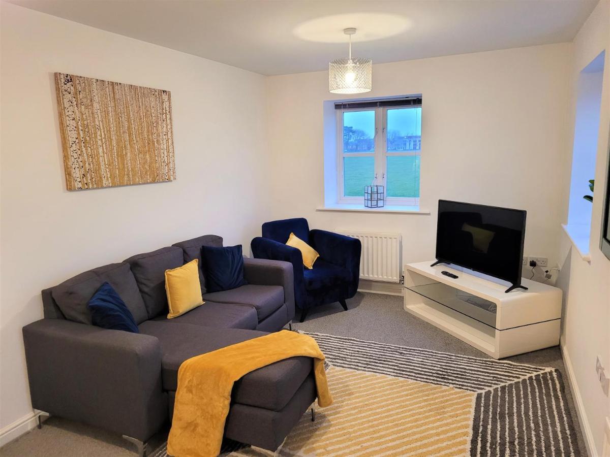 Catchpole Stays Abbey Field Apartment- A Lovely 2 Bed Apartment With Field Views Near Colchester Town Centre Esterno foto